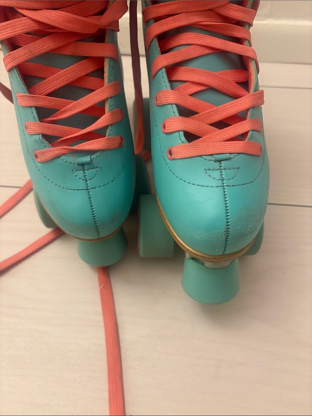 Impala Women's Teal & Coral Roller Skates - Picture 2 of 4